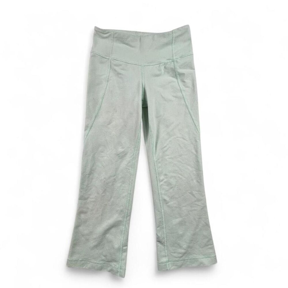 Lululemon Mint Green Groove Flare Leggings Womens 2 Yoga Pants Capri